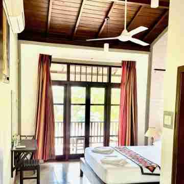 Serein Beach Hotel Rooms