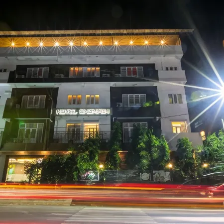 Hotel Shompen Отели рядом с достопримечательностью «Корбинс Коув»