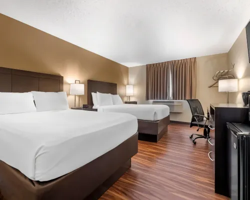 Harmony Inn Hotels in Brown County
