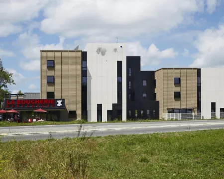 Kyriad Prestige Pau - ZÉNITH - Palais des Sports Hotels in Pau