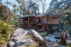Tharnthong Lodge