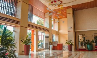 Aya Hotel & Residences