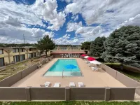 Brentwood Inn & Garden Hotels in Farmington