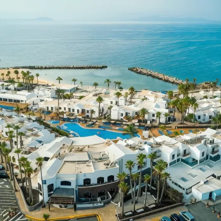 Grupotel Flamingo Beach Отели рядом с достопримечательностью «Пляж Фламинго»