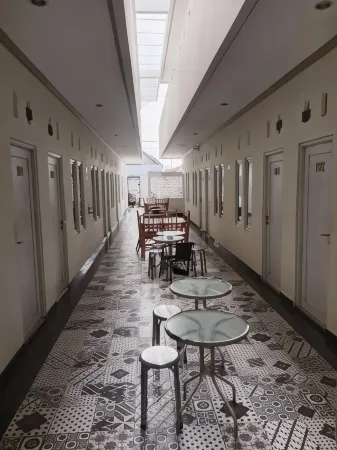 Macan Kumbang Residence Отели в г. Demang Lebar Daun