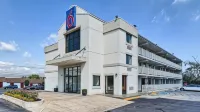 Motel 6 Maple Shade Township, NJ - Philadelphia - Mt Laurel Hotels in Maple Shade