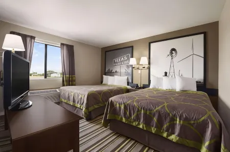 柴爾德里斯温德姆速 8 酒店