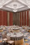 Vivanta布巴內斯瓦爾DN廣場 - 早餐