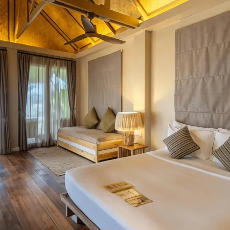 Tolani Resort Koh Kood Отели рядом с достопримечательностью «Huang Nam Keaw Waterfall»