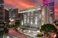 Courtyard Miami Downtown/Brickell Area Hotels near Miami Convention Center
