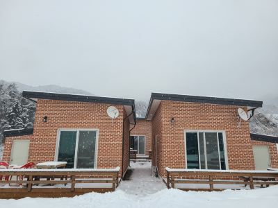 Hoengseong Hyeonju's Bed and Breakfast