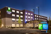 Holiday Inn Express & Suites Salisbury