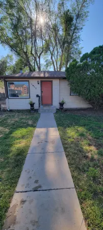 Home of the MavericksLovely 2-bedroom bungalow in Grand Junction Отели рядом с достопримечательностью «Университет Колорадо Меса»