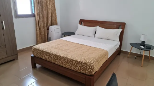 Oasis Seaside by Barok