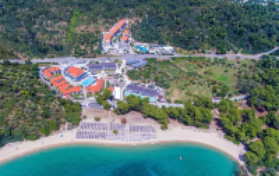 Lagomandra Hotel and Spa