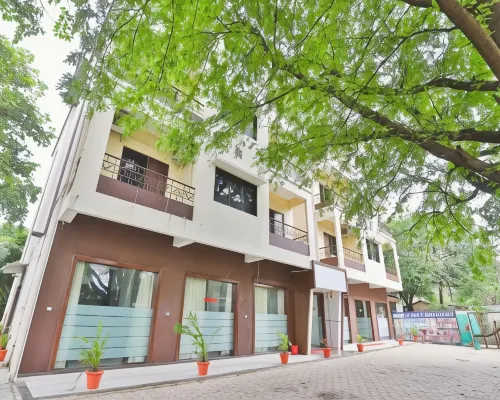 Hotel Ambica โรงแรมในดามัน