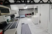 Charmant studio prés de Paris Hotels in Bondy