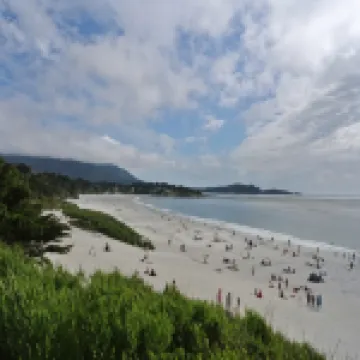 カーメル イン アンド スイーツ カーメルのホテル