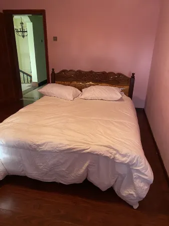 Luxurious Villa within walking distance from Town centre