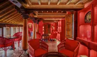 THE Lotus Palace Chettinad - Pool