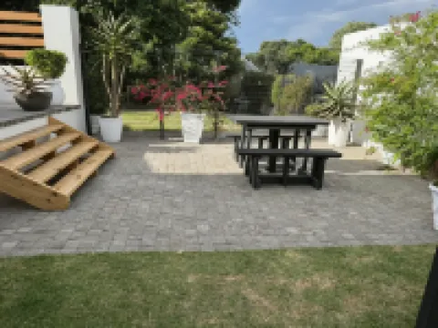 RElaxed City Living Hotels in 