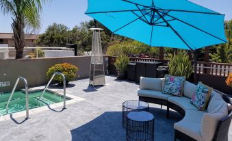 Holiday Inn Express & Suites SOLANA BEACH-DEL MAR by IHG