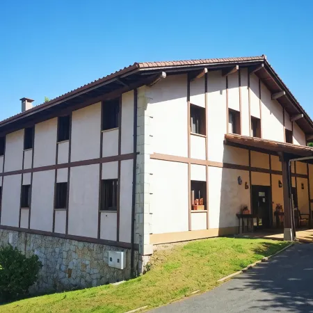 Hotel Ibaigune