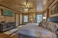 Blue Ridge Cabin, Mountain Views, Hot Tub, Game Room – Sleeps 12 Near Downtown
