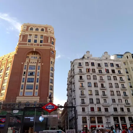 Guest House Éxito en Madrid Отели рядом с достопримечательностью «Небоскреб "Испания"»