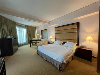 Oriental Crystal Hotel