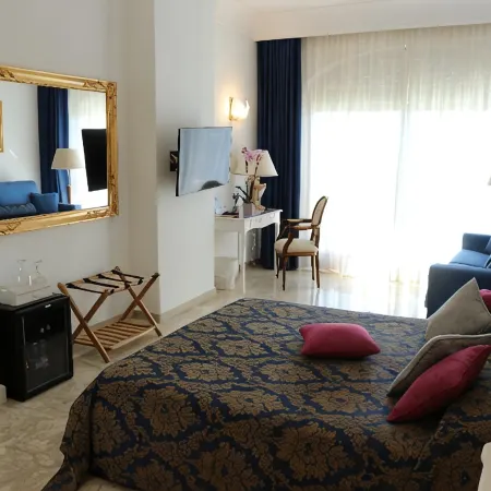 Bougainville Luxury Boutique Hotel