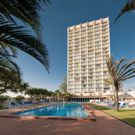 Chateau Beachside Resort Отели рядом с достопримечательностью «Саутпорт»