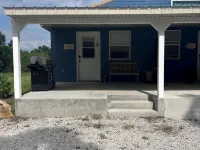 2-Bedroom Vacation Home Just 8 Minutes from Stockton Lake Hotels in Cedar County