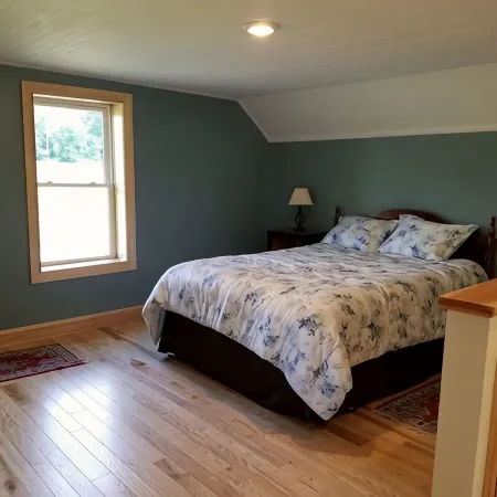 Whole house for Relaxing Couple or Family Retreat