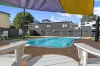 Crows Nest Tourist Park - Pet friendly