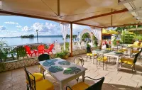 Hotel Peten