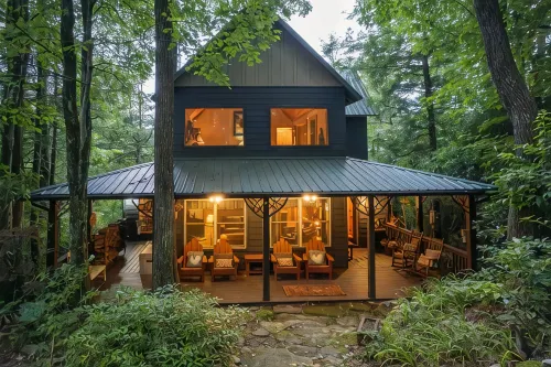 10 Min to Downtown Cashiers | 5 Min to Silver Run