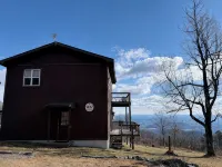 Relax at 3100 feet and enjoy the peace and tranquility