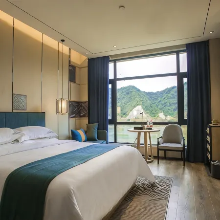 Tianxiayuanshui Hotel