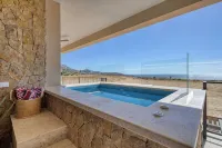 Luxury 4Br PH in Quivira - Jacuzzi, Views, Golf - Bungalow