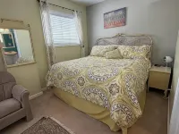 Spacious 5-bedroom house in beautiful Belmar w/ WiFi.  2 blocks from the beach!