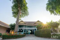 Mango House Resort - parking