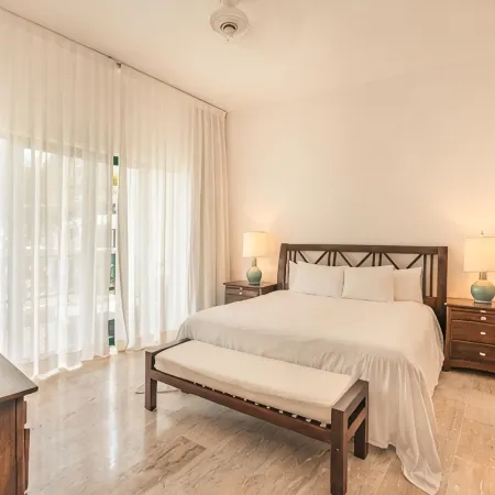 Go away to this charming apt at Sublime w private jacuzzi included