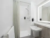 Travelodge London Chiswick High Road Отели рядом с достопримечательностью «Чизвик»
