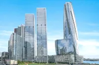 Spacious 3BR in Barangaroo | Free Parking | CBD