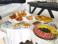 Hotel LIVVO Budha Beach - breakfast