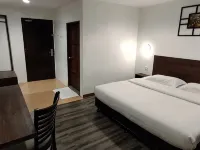 Langkawi Baron Hotel Các khách sạn gần Đại bàng Plaza