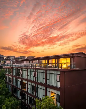 WING HOTEL