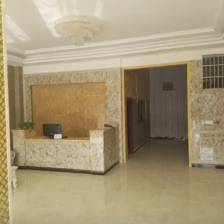 Defeng Business Hotel, Shengzhonghu, South China