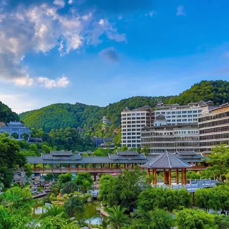 Longmen Shuidu Yangxin Valley Hot Spring Hotel
